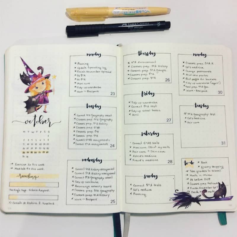 Bullet journal halloween theme weekly spread and layout by @bahcampos