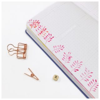 How to Create a Fall Themed Weekly Spread - Little Miss Rose